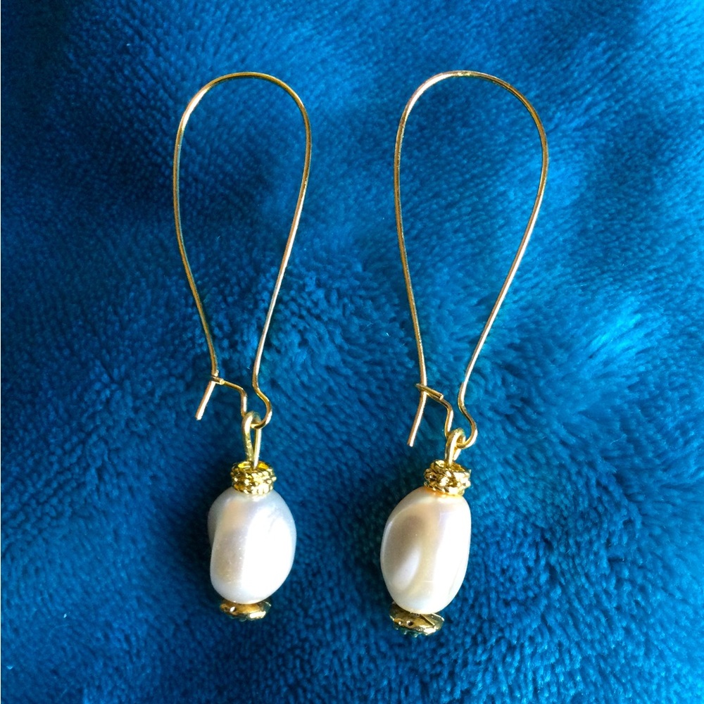 Gold Biwa Pearl Earrings